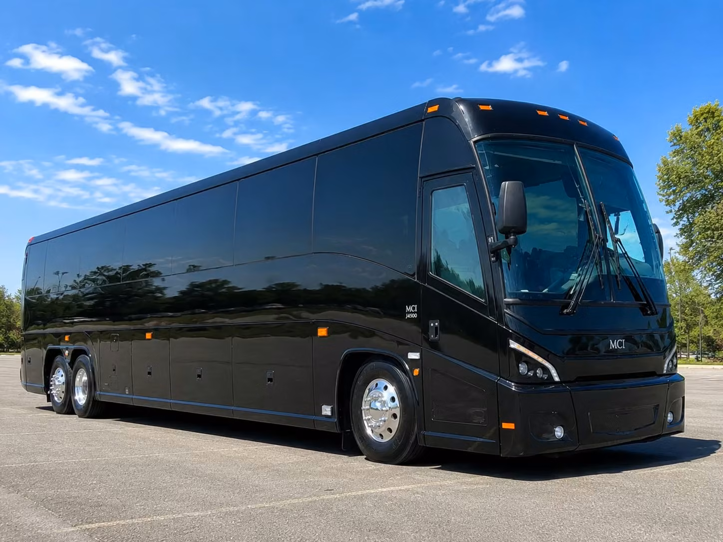 corporate shuttle services for fort moore and defense contractor groups