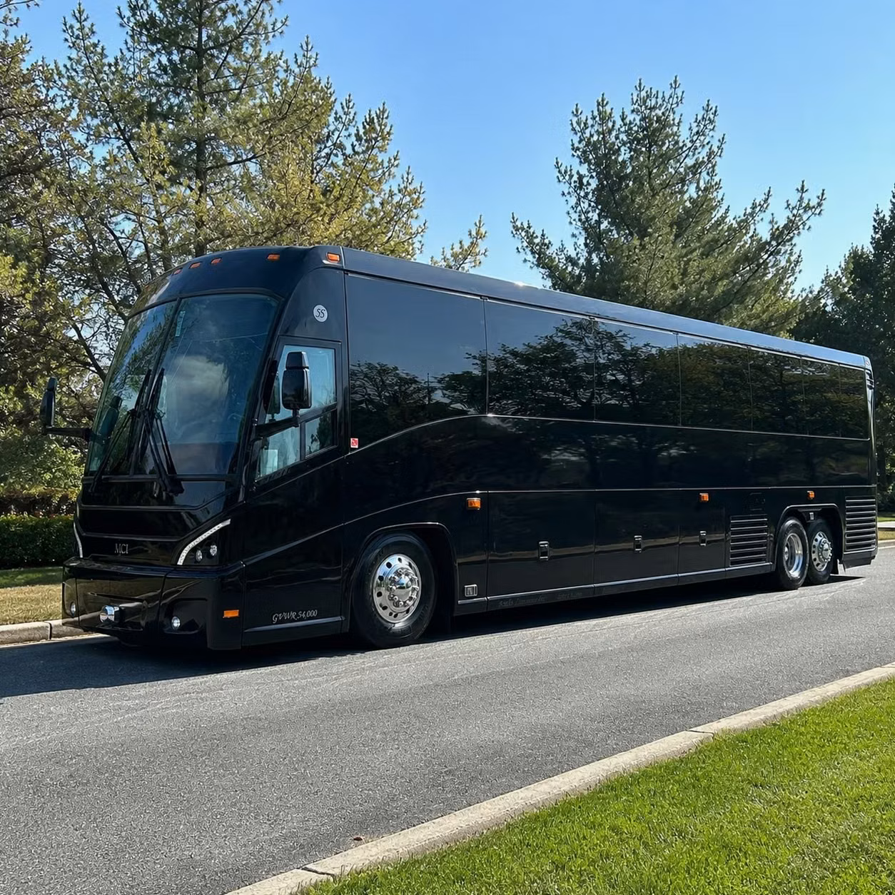 daily fort moore commuter shuttles for columbus area defense contractors and support staff