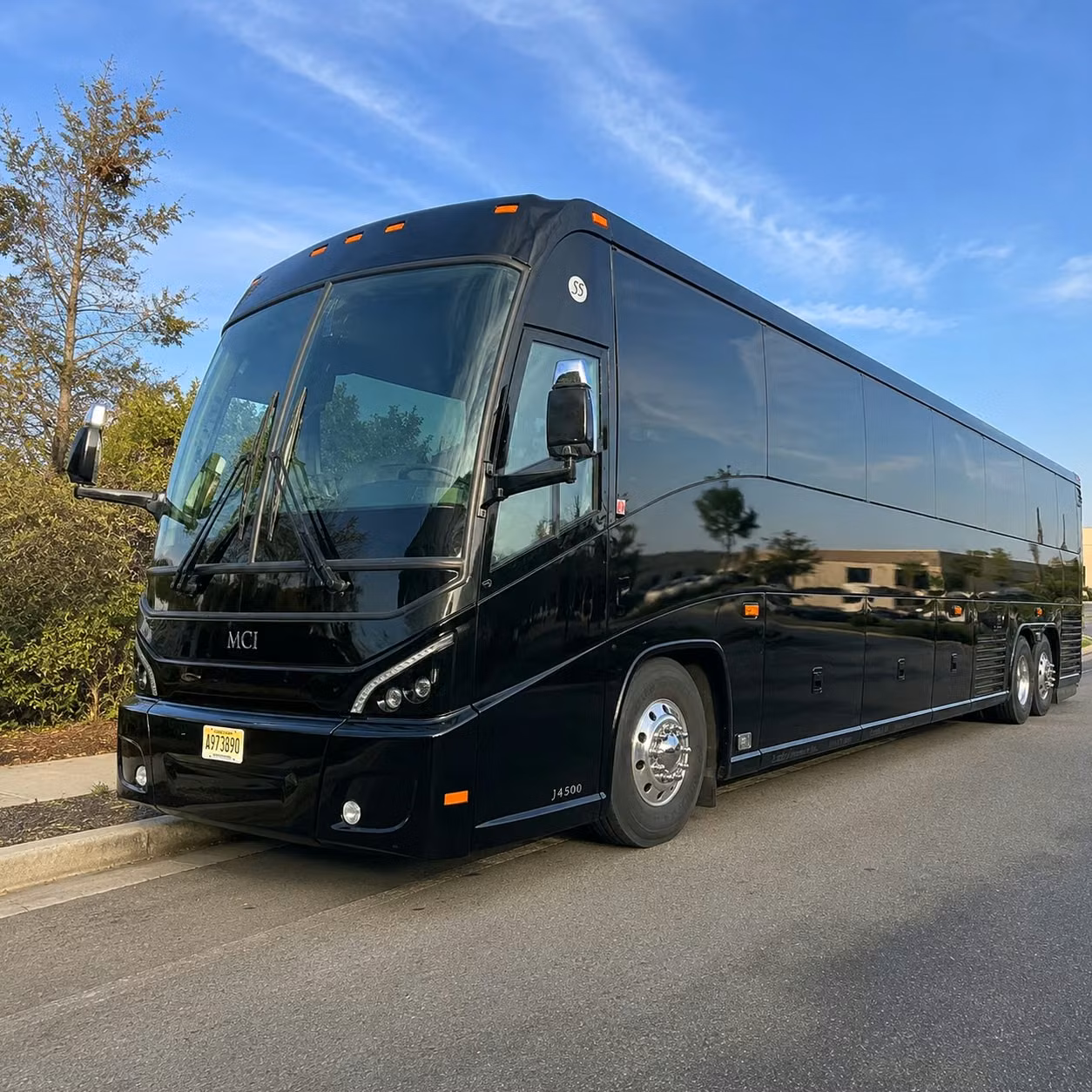whatever your columbus corporate campus needs a shuttle bus makes the commute work
